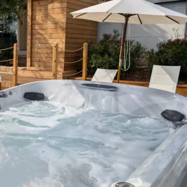 Private garden jacuzzi